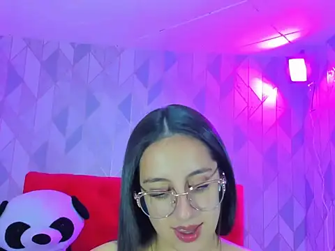 Snapshot of IsabellaRousset chatting on 11/14/25, 04:22 IsabellaRousset online show from 11/14/25, 04:22