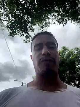 Snapshot of RaySullivan chatting on 01/16/26, 04:00 RaySullivan online show from 01/16/26, 04:00