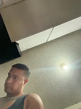 Snapshot of RaySullivan chatting on 02/08/26, 04:21 RaySullivan online show from 02/08/26, 04:21