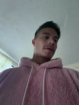 Snapshot of RaySullivan chatting on 02/20/26, 07:58 RaySullivan online show from 02/20/26, 07:58