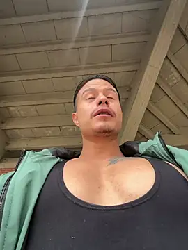 Snapshot of RaySullivan chatting on 02/23/26, 04:48 RaySullivan online show from 02/23/26, 04:48