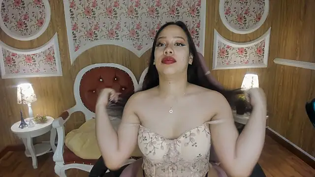 LucieLace online show from 01/13/26, 12:10