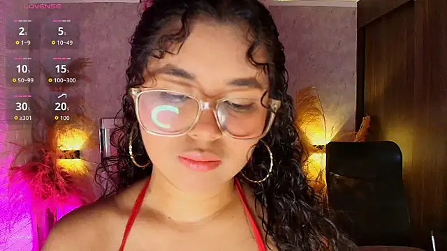 Snapshot of griselle_rousse chatting on 06/12/26, 05:45 griselle rousse online show from 06/12/26, 05:45