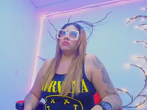 Isa Boom online show from 11/04/25, 08:41