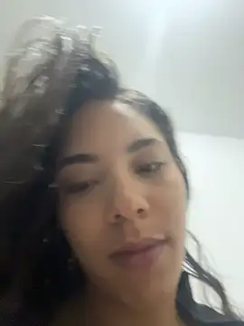 catee martinez online show from 11/14/25, 04:44