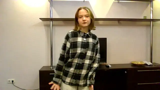 Snapshot of AlissaGerardo chatting on 11/06/25, 12:17 AlissaGerardo online show from 11/06/25, 12:17