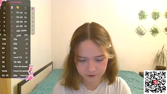 Snapshot of AlissaGerardo chatting on 11/22/25, 12:04 AlissaGerardo online show from 11/22/25, 12:04