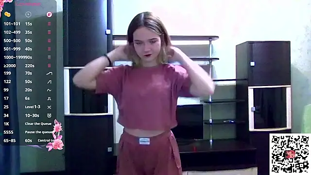 Snapshot of AlissaGerardo chatting on 11/25/25, 12:27 AlissaGerardo online show from 11/25/25, 12:27