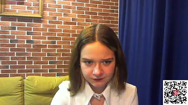 Snapshot of AlissaGerardo chatting on 11/30/25, 02:10 AlissaGerardo online show from 11/30/25, 02:10