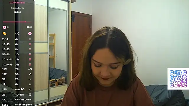 Snapshot of AlissaGerardo chatting on 12/21/25, 02:13 AlissaGerardo online show from 12/21/25, 02:13