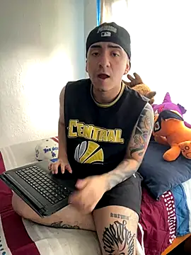 Nesukke online show from 11/05/25, 04:40