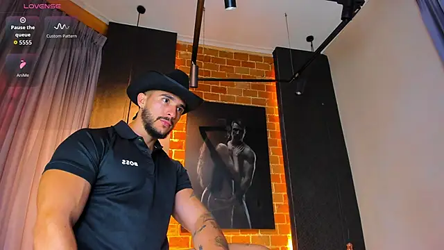 Scottfishcer1 online show from 01/07/26, 07:38