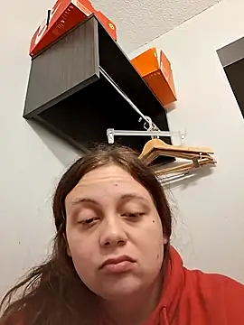 Snapshot of sexylilrah chatting on 11/08/25, 12:11 sexylilrah online show from 11/08/25, 12:11