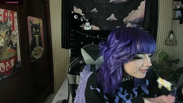 ravencollen online show from 03/31/26, 08:42