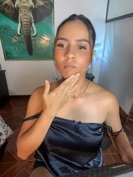 Snapshot of alisaa_jhons1 chatting on 02/04/26, 10:26 alisaa jhons1 online show from 02/04/26, 10:26