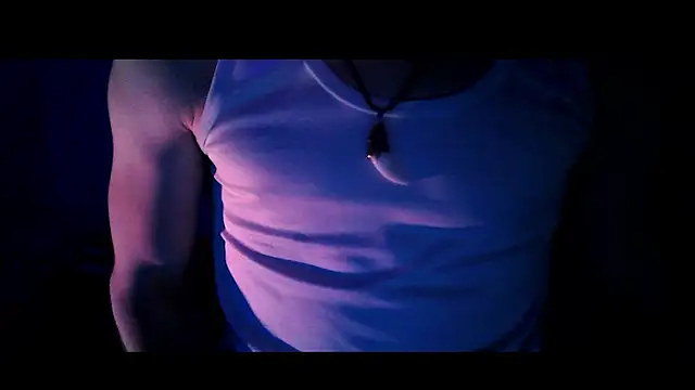 Snapshot of Starfax2903 chatting on 04/26/26, 01:47 Starfax2903 online show from 04/26/26, 01:47