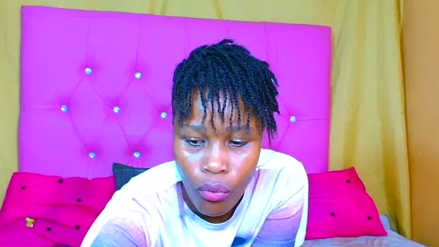 Prettybrowngirl online show from 11/22/25, 09:25