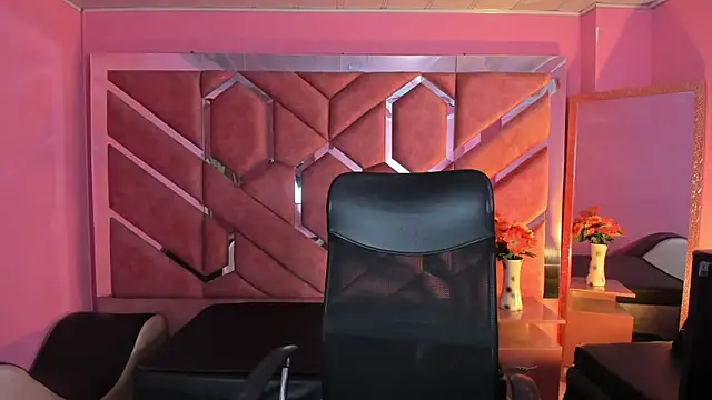 Victoria 14 online show from 01/08/26, 02:14