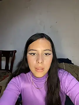 latinnheatxx online show from 11/14/25, 08:29