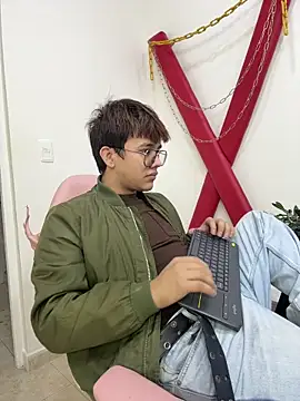 benjiDom online show from 11/10/25, 12:26