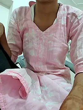 Isha kumari 69 online show from 03/06/26, 03:52