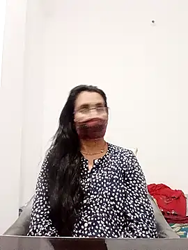 sanjana077 online show from 02/12/26, 12:00