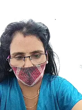 sanjana077 online show from 02/28/26, 12:22