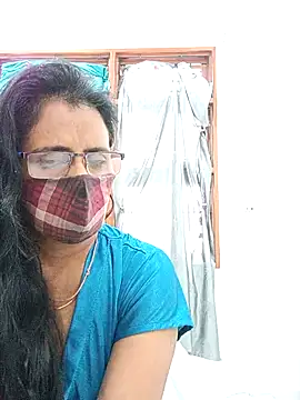 sanjana077 online show from 03/26/26, 03:45