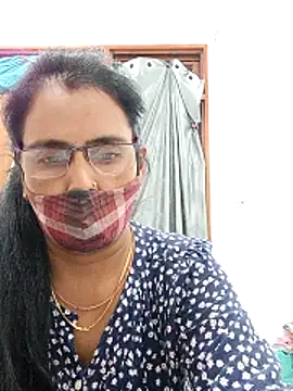 sanjana077 online show from 04/05/26, 02:14