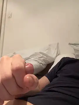 TeenNPlay online show from 02/03/26, 04:45