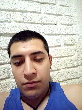 Snapshot of ale-hot21 chatting on 12/14/25, 09:03 ale-hot21 online show from 12/14/25, 09:03