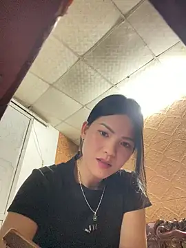 Beolulu online show from 12/17/25, 01:39