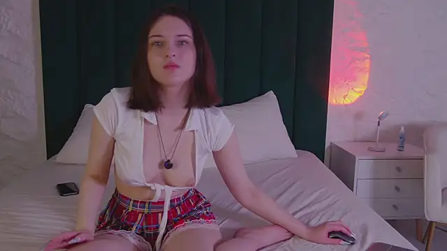 Snapshot of Ruby_de_Cherry chatting on 04/18/26, 12:20 Ruby de Cherry online show from 04/18/26, 12:20