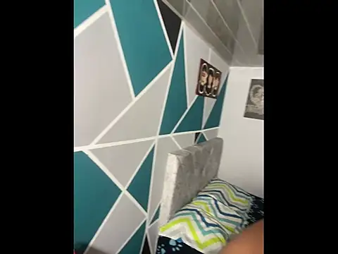 Mike and Rayan online show from 12/22/25, 03:25