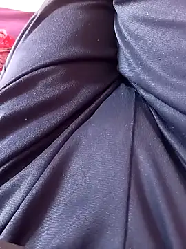 Snapshot of NovaCharm chatting on 11/12/25, 09:53 NovaCharm online show from 11/12/25, 09:53