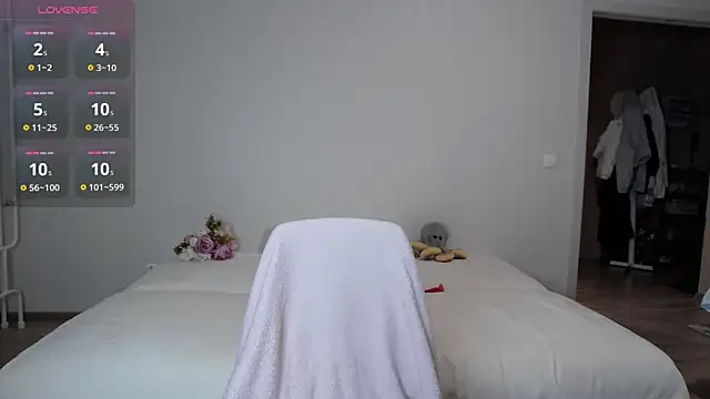 Snapshot of olliebells chatting on 04/02/26, 05:32 olliebells online show from 04/02/26, 05:32