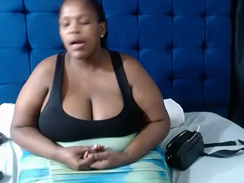 StunningChunky online show from 11/08/25, 05:01