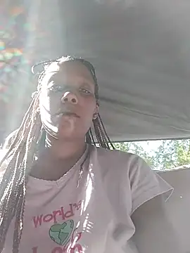 Snapshot of SITHANDRAH chatting on 04/03/26, 02:04 SITHANDRAH online show from 04/03/26, 02:04