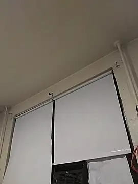 Snapshot of SITHANDRAH chatting on 04/06/26, 07:09 SITHANDRAH online show from 04/06/26, 07:09