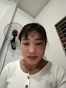 Qoine392 online show from 12/16/25, 01:38