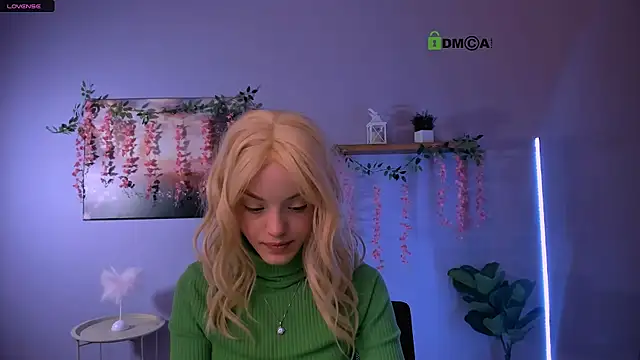 mia starrr  online show from 02/09/26, 09:08