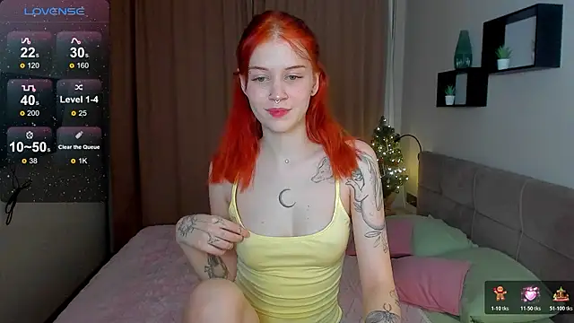 Snapshot of alice_with_freckles chatting on 01/18/26, 03:38 alice with freckles online show from 01/18/26, 03:38