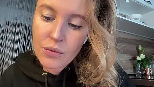 Ameli8 online show from 03/03/26, 03:18