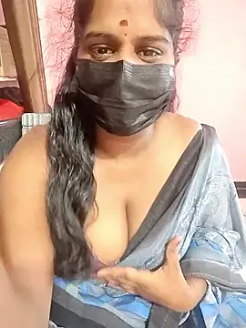 Snapshot of Keerthee_ chatting on 11/09/25, 09:07 Keerthee online show from 11/09/25, 09:07