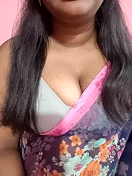 Snapshot of Keerthee_ chatting on 11/29/25, 06:05 Keerthee online show from 11/29/25, 06:05