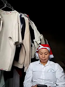 Snapshot of Karen_china chatting on 11/09/25, 04:11 Karen china online show from 11/09/25, 04:11