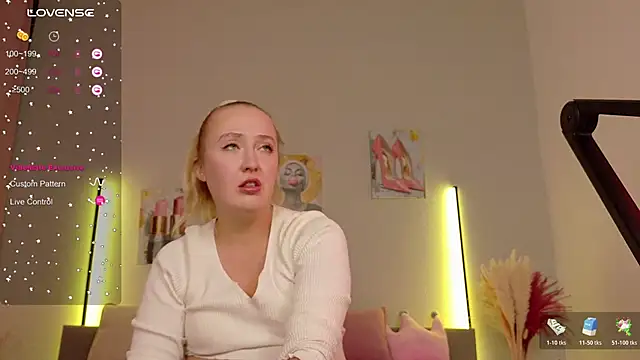 WildLady30 online show from 12/15/25, 11:25