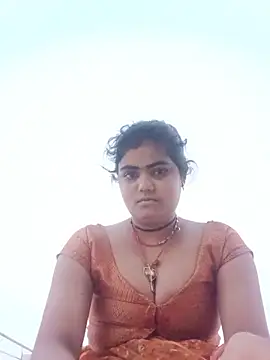 Snapshot of Riya_lovely0143 chatting on 06/10/26, 11:46 Riya lovely0143 online show from 06/10/26, 11:46