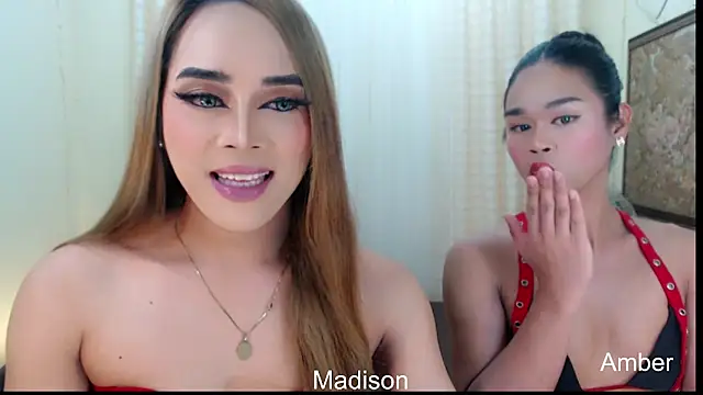 Snapshot of sweet_sophiaxx chatting on 02/10/26, 11:53 sweet sophiaxx online show from 02/10/26, 11:53