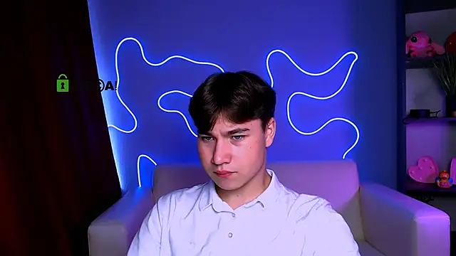 Snapshot of mark_lorens chatting on 11/12/25, 10:26 mark lorens online show from 11/12/25, 10:26